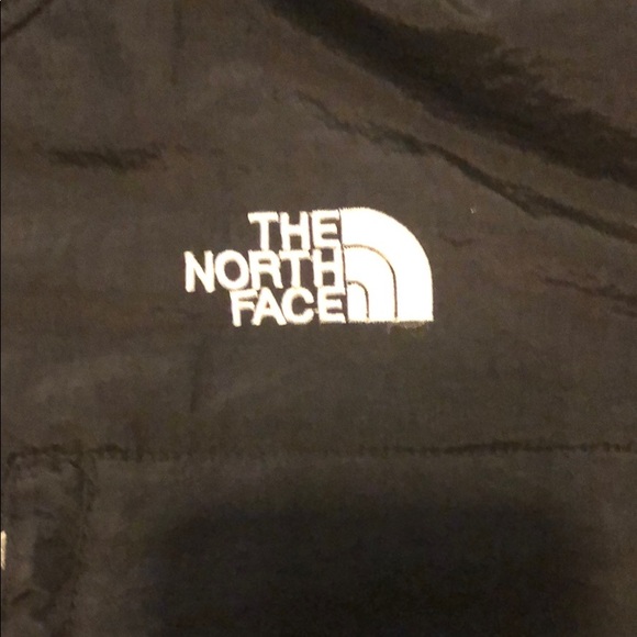 North face hooded jacket - Picture 2 of 4